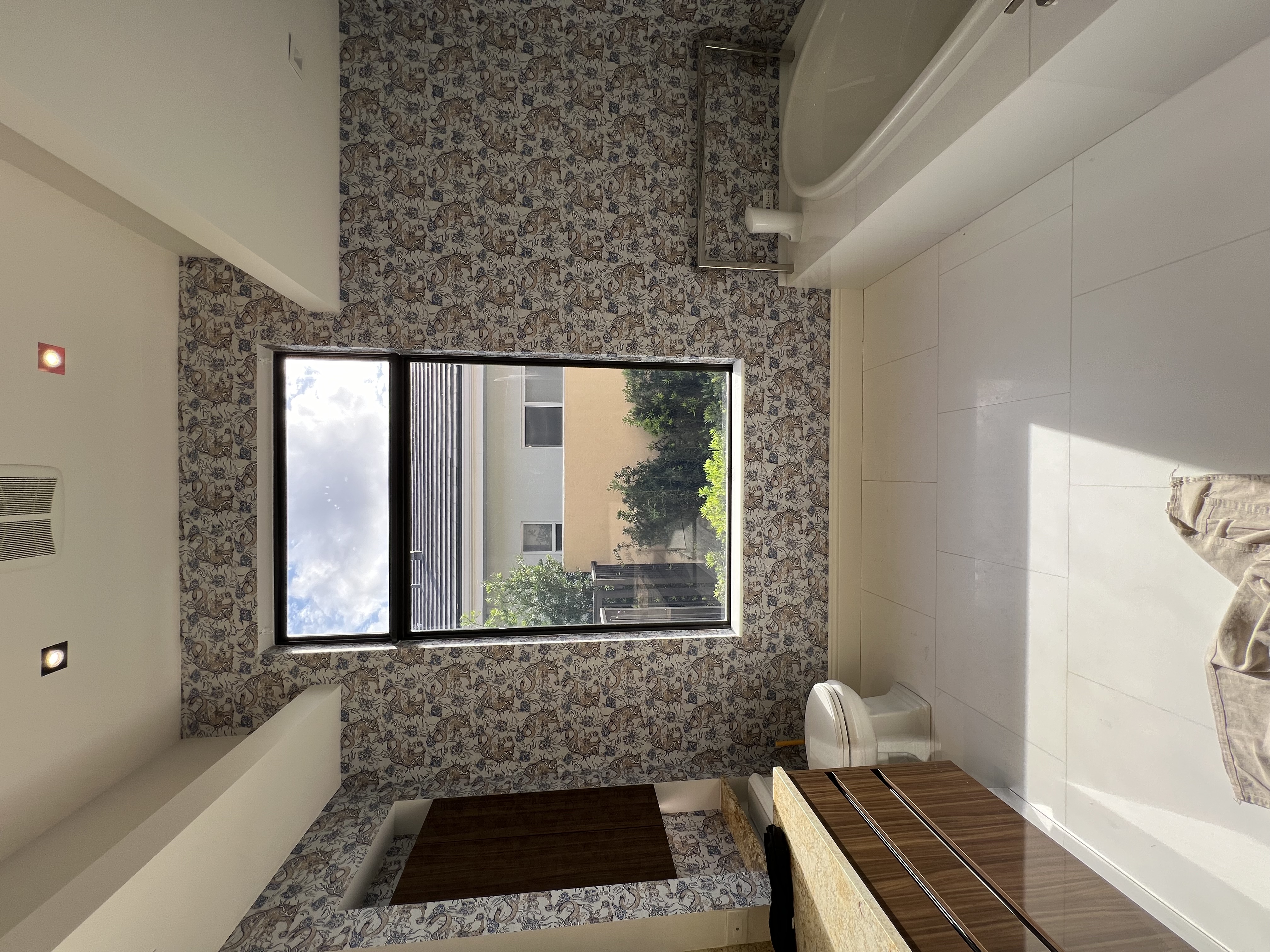 Kitchen wallpaper installation - Riverside Fort Lauderdale